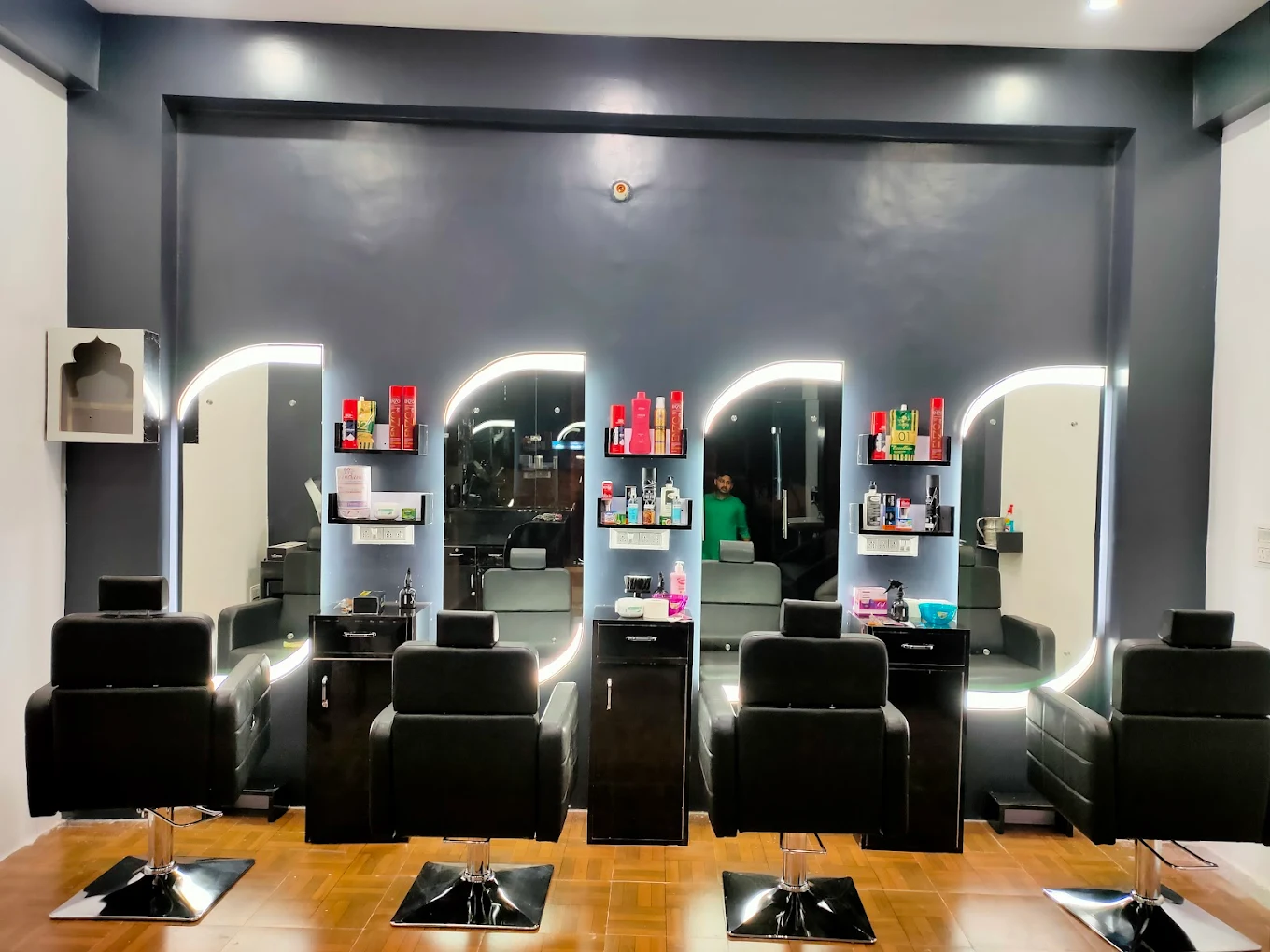 Mr. Cut Salon